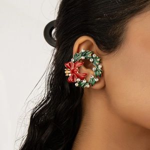 🎄 Lovely Pierce-less Large Metallic Ribbon Bow Wreath Drop Earrings 🎄